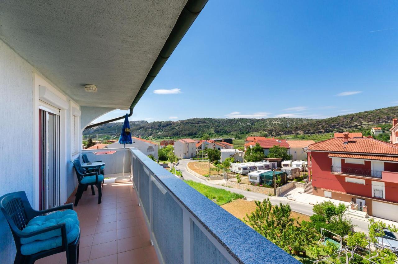 לופאר Apartments Rajka מראה חיצוני תמונה
