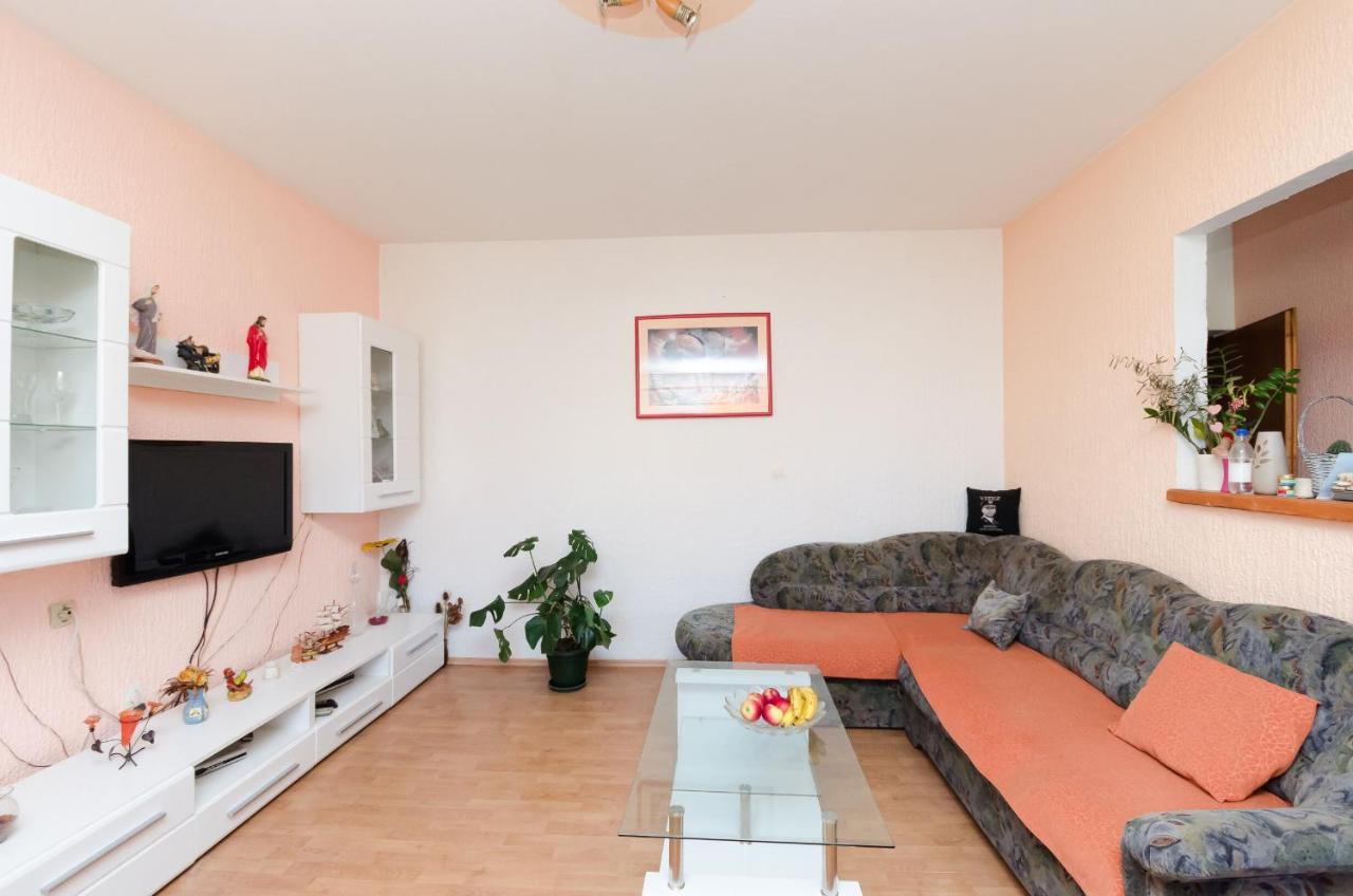 לופאר Apartments Rajka מראה חיצוני תמונה