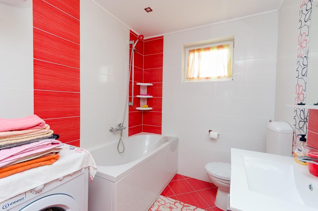 לופאר Apartments Rajka מראה חיצוני תמונה